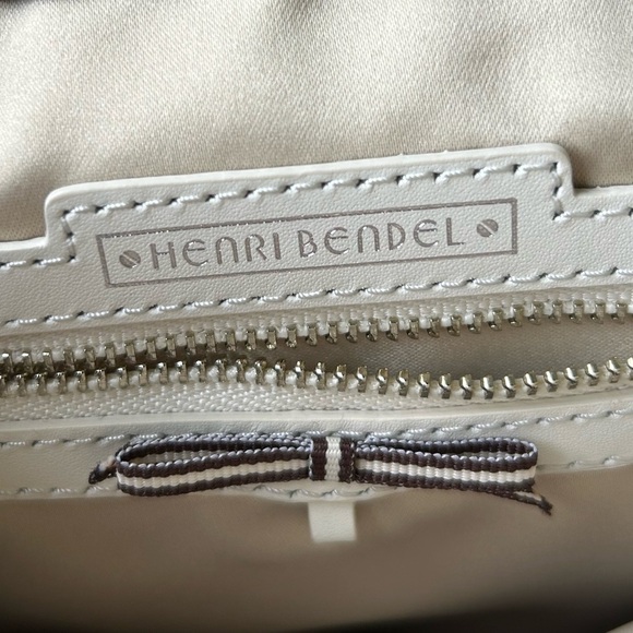 Henri Bendel Cambria Tan Leather Messenger Bag with Crossbody Strap Excellent - Picture 7 of 12